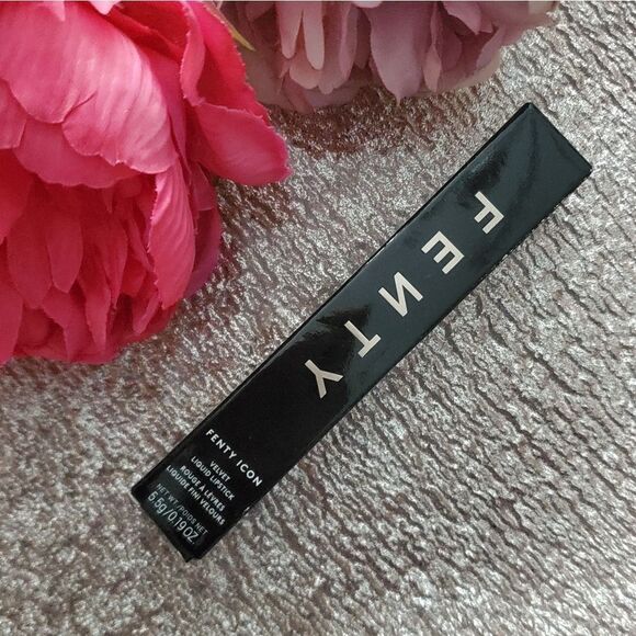 Fenty Velvet Liquid Lipstick in C-Suite Heart (Soft Pink Nude) - Picture 8 of 12